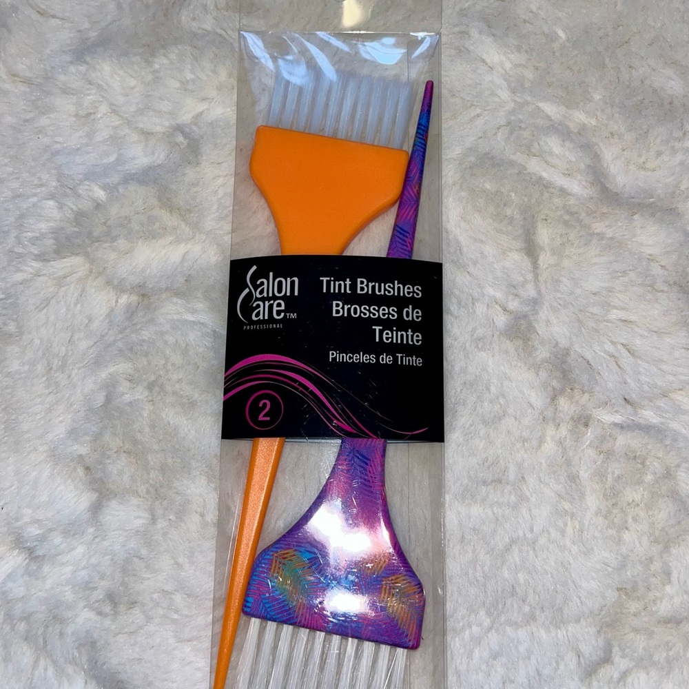 Salon Care BNWT Orange and Multicolor Tint Brushes